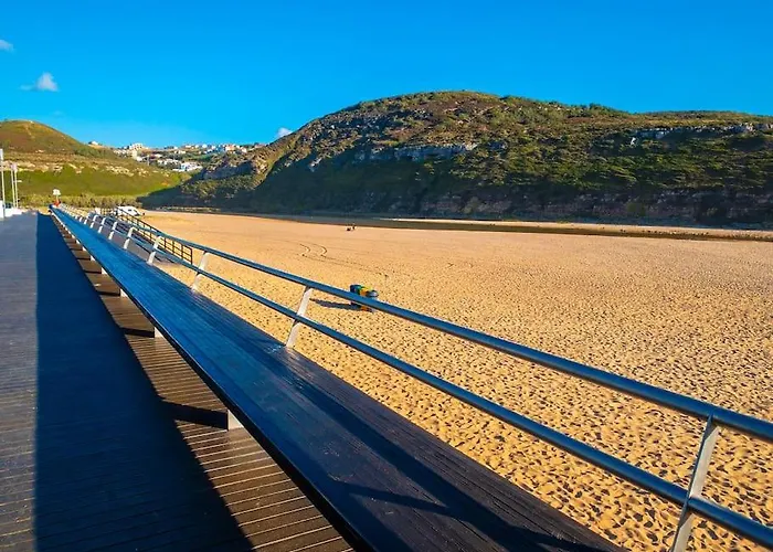 House In Lizandro By Ericeira Feriehus